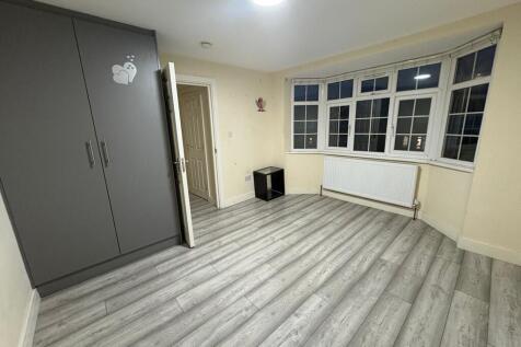 WhatsApp Image 20...