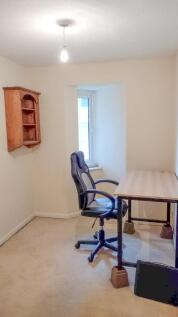 6 Rheims Court Single Bedroom