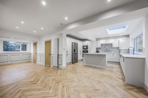 176 Hazelton Way, Horndean-PorticoMarketing-SoldBy