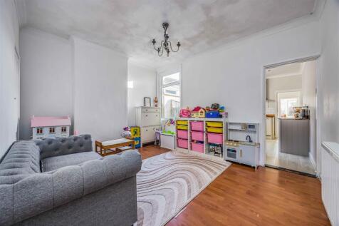 30 Wymering Road, Copnor-Small-PorticoMarketing-So