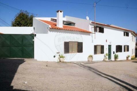 Estate agents in Lourinha, Portugal