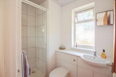 Garage Studio Shower Room