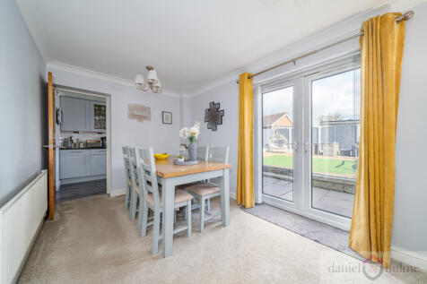 Dunsford Avenue-5