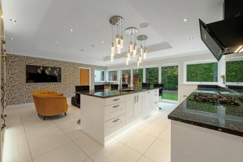 Kitchen/Breakfast/Family Room