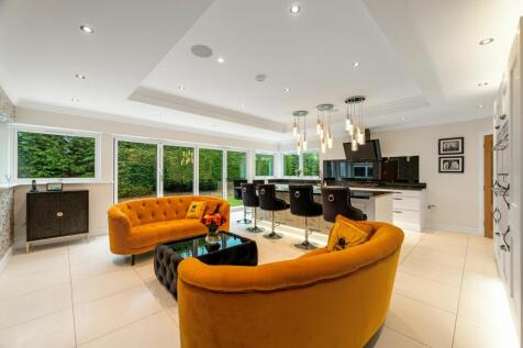 Kitchen/Breakfast/Family Room