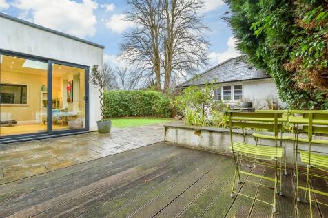Patio / Decking