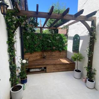 Courtyard Garden