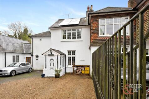 Cuckfield Lane, South Lodge-002.jpg