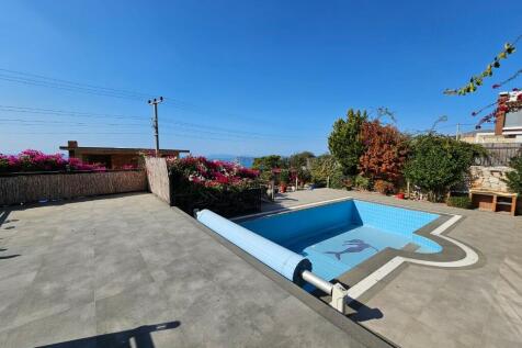 Pool cover 