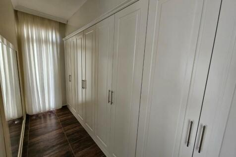 Dressing area