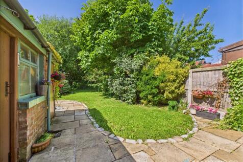 CAM02318G0-PR0473...