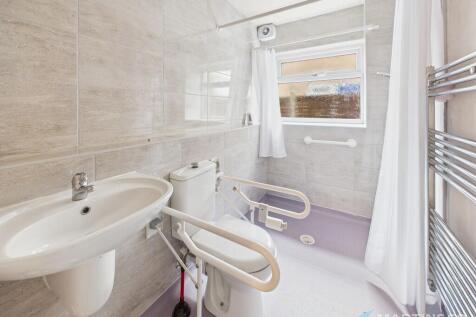 CAM02318G0-PR0544...