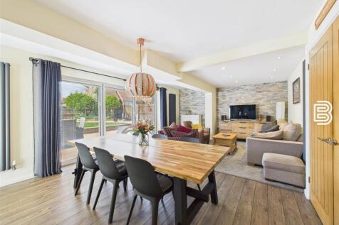 Open-Plan Living (6).jpg