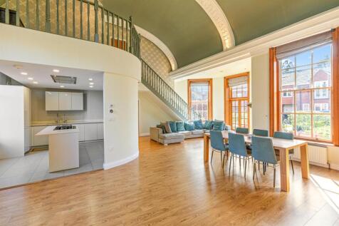 Open Plan Living Arewa