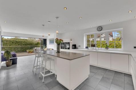 Open-plan kitchen/living area