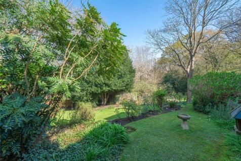 Communal Gardens G