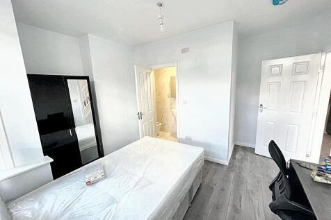 amHopLlZuUyggb7G7JcUxg