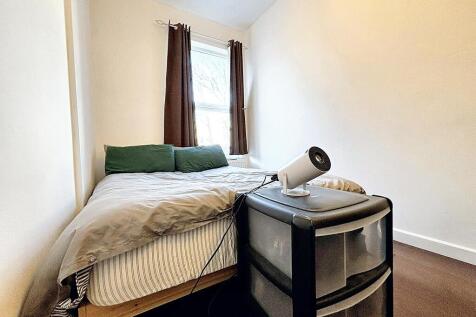 WhatsApp Image 2025-12-30 at 15.10.55 (4).jpeg