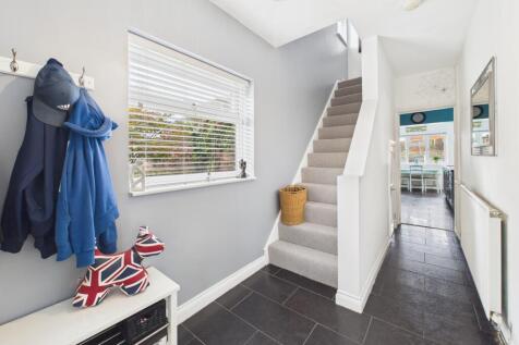 CAM05192G0-PR0129-STILL013