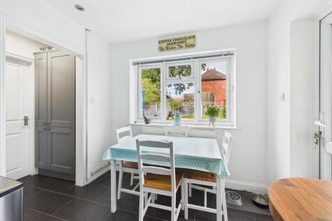 CAM05192G0-PR0129-STILL012