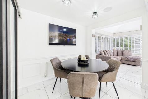 CAM05192G0-PR0146-STILL006