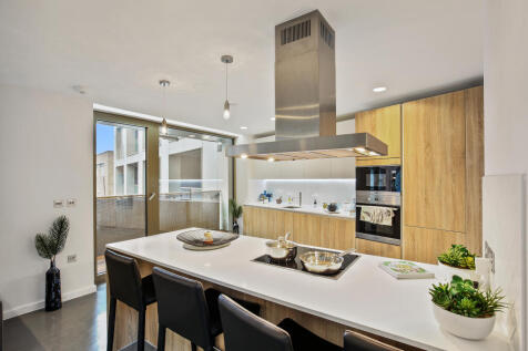 Flat C01.01 Sidworth Street, E8 3SD . Reception...