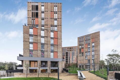 Middle Yard_C3005 (3).jpg