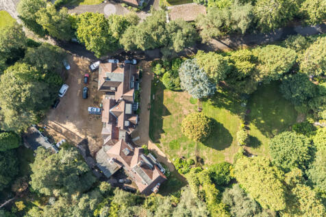 1334632-8-689b3ae...