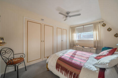 1381173-10-691af8...