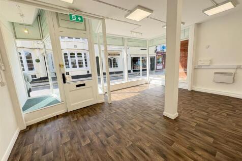 MAIN RETAIL/OFFICE AREA