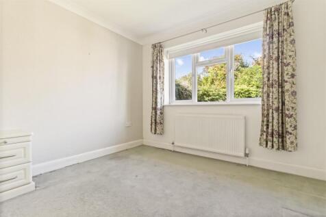 5a Tamarisk Way_012.JPG