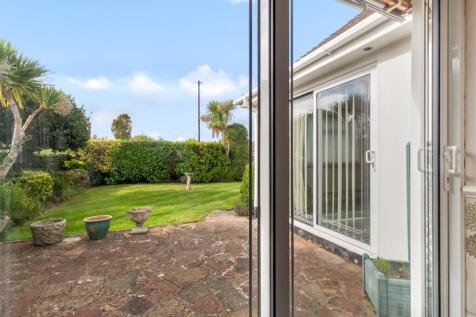 Foamcourt Way, 14-006.jpg