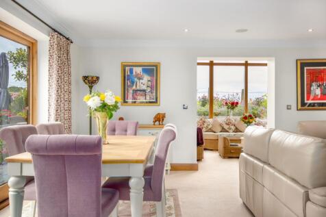 Breakfast Room/Family Room