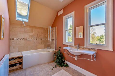 Family Bathroom second floor