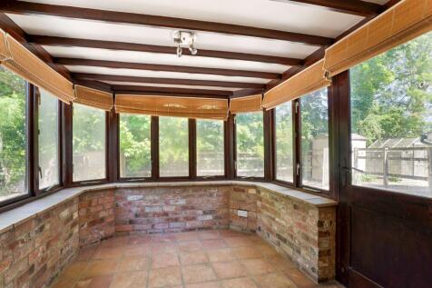 Breakfast room/conservatory