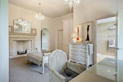 Master Dressing Room