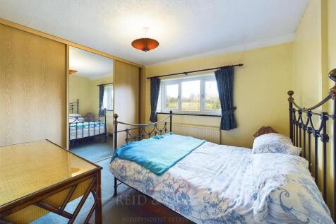 CAM04884G0-PR0022-STILL017.jpg