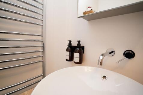 Lakeside Shower Room