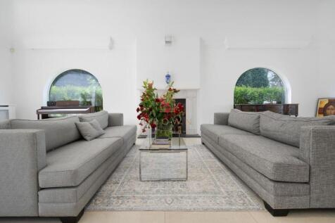 Fan Court, 41 (28).jpg