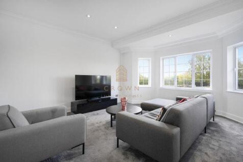 Fan Court, 41 (32).jpg