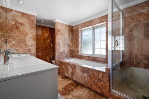 Fan Court, 41 (48).jpg