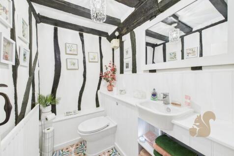 Ground Floor Cloakroom