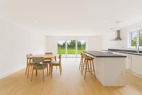 Plot 3 - Oakfields Kitchen : Diner .jpg