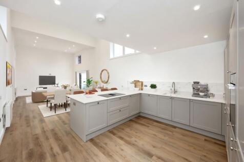 Open Plan Kitchen - Living Room