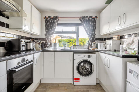 1383010-9-691efc344defe