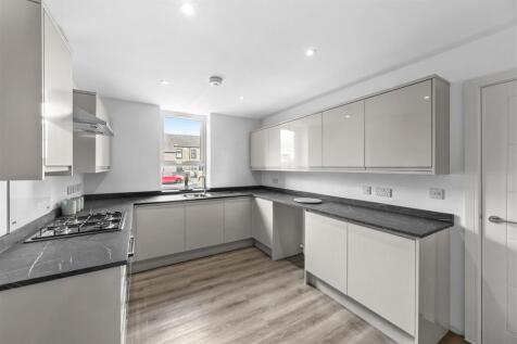 1TransvaalTerrace-Hamond Estates-kitchen.3.jpg