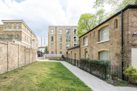 Richard Tress Way, E3