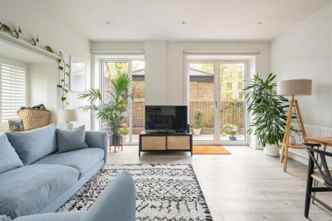 Richard Tress Way, E3