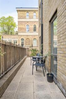 Richard Tress Way, E3