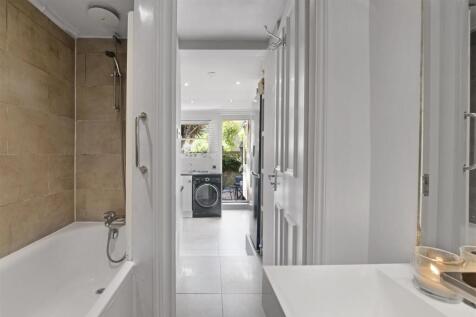KEMSFORD GARDENS, 27, GROUND FLOOR FLAT-25.jpg